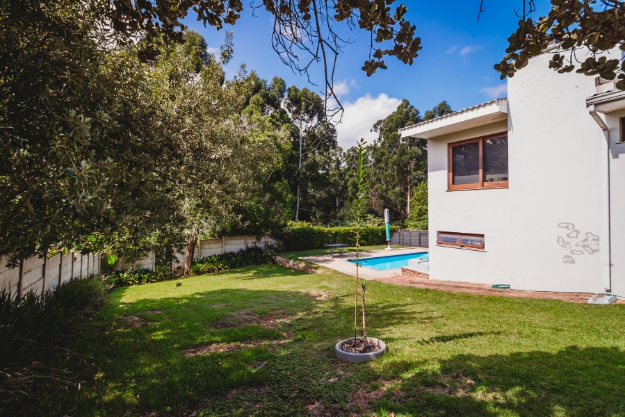 4 Bedroom Property for Sale in Twee Rivieren Western Cape